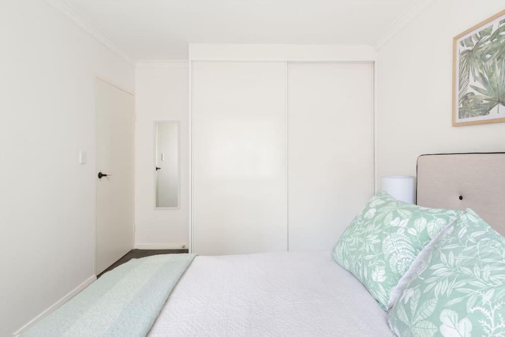 Harbourside Style, 2 Bed, A/C, Pool -Elizabeth Bay Apartment ซิดนีย์ ภายนอก รูปภาพ