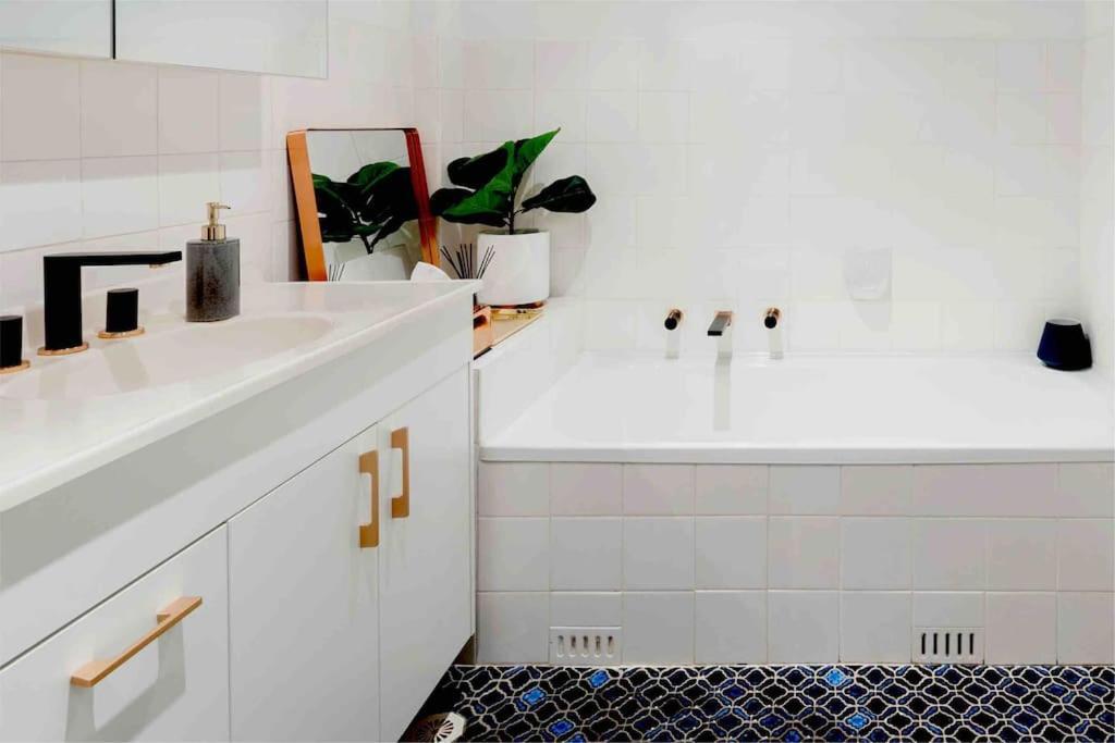 Harbourside Style, 2 Bed, A/C, Pool -Elizabeth Bay Apartment ซิดนีย์ ภายนอก รูปภาพ